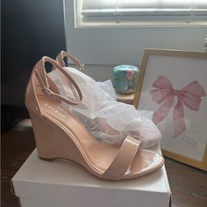 Fabrik/Bamboo Tan Wedge Sandals